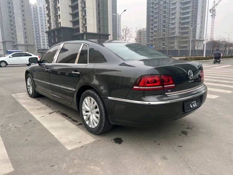 济宁13年大众辉腾8