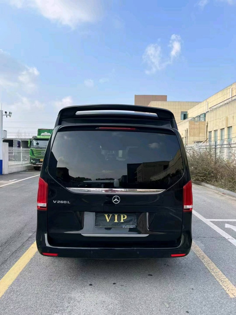 徐州20年奔驰V9