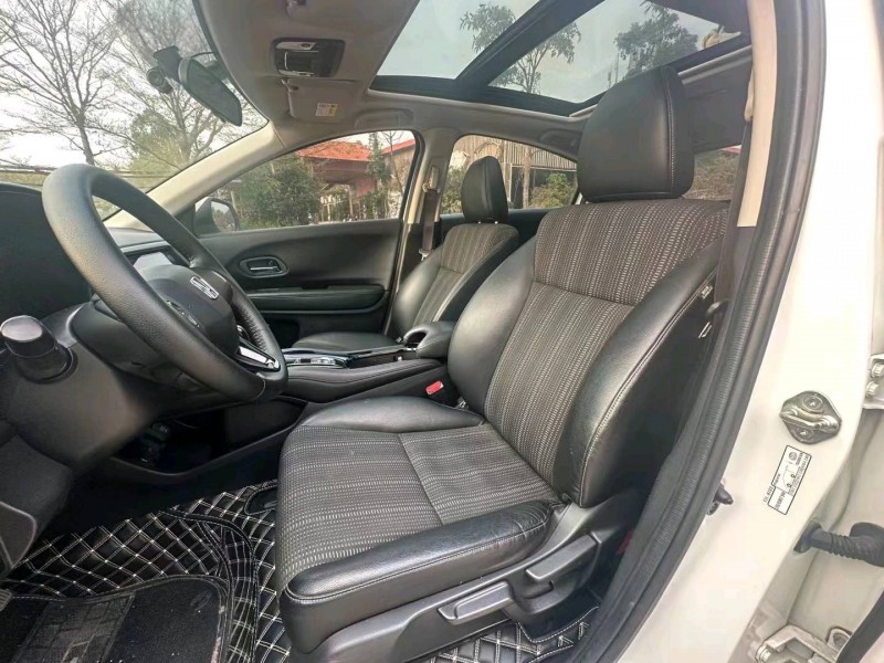 珠海18年本田缤智4