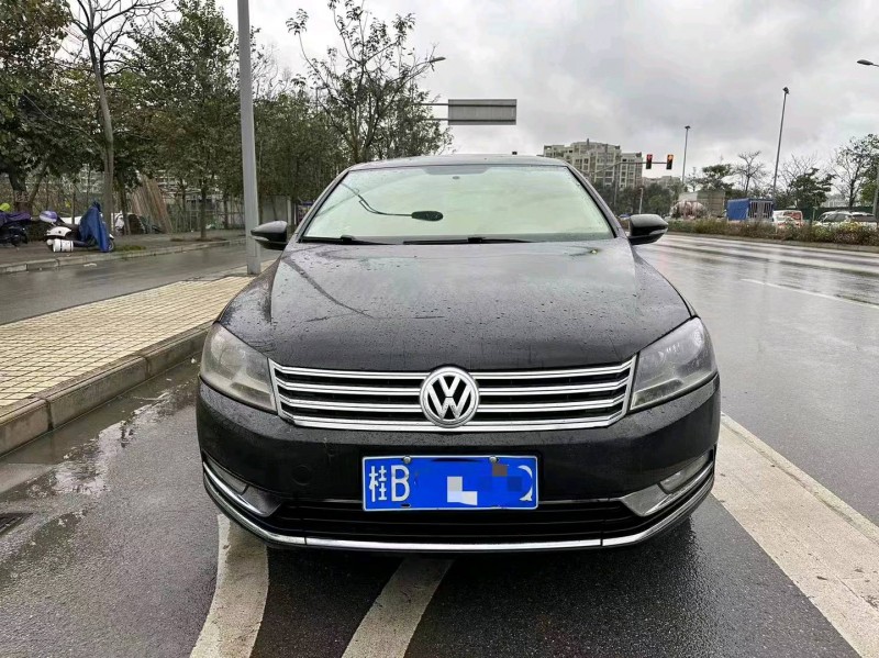 珠海13年大众迈腾1