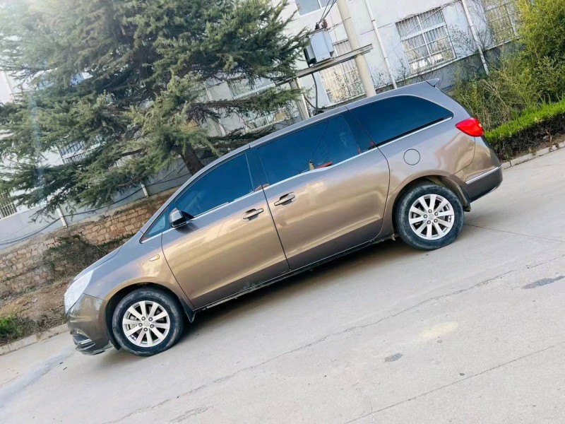 枣庄21年别克GL83