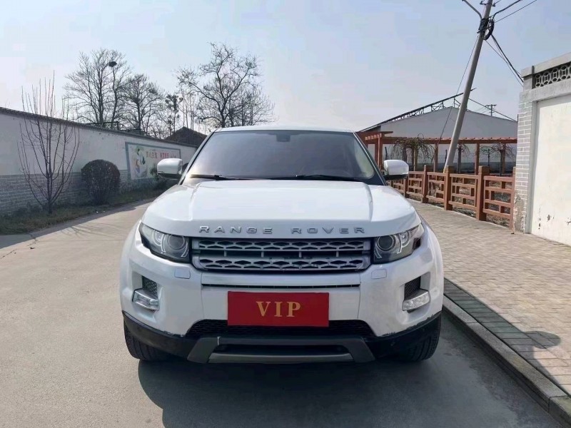 东营12年路虎极光1