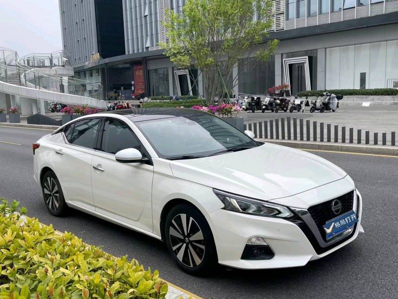 广州20年日产天籁2