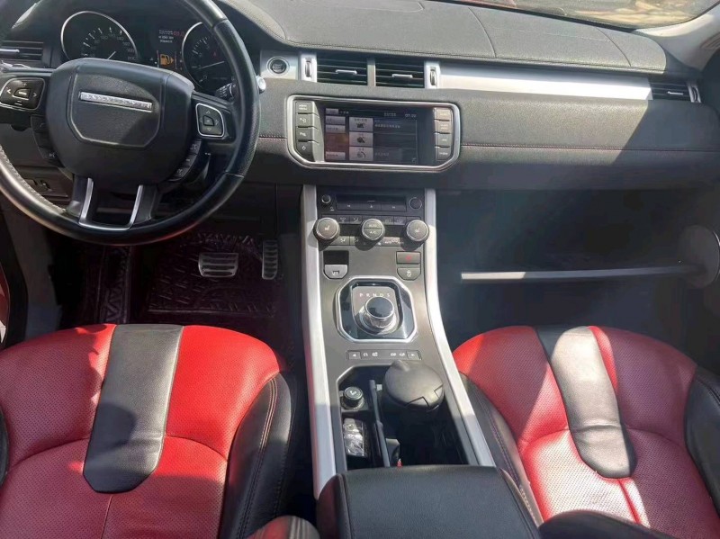 重庆13年路虎极光5