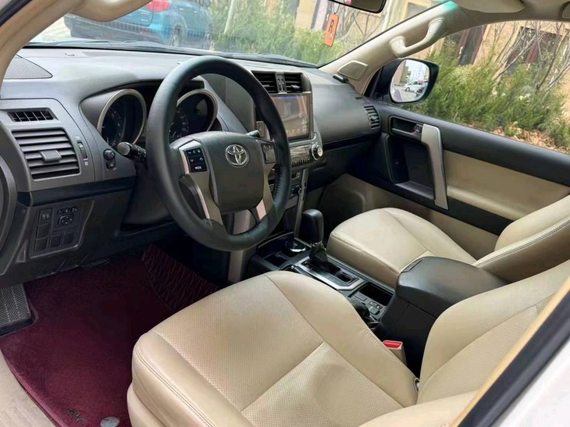 邯郸12年丰田普拉多5