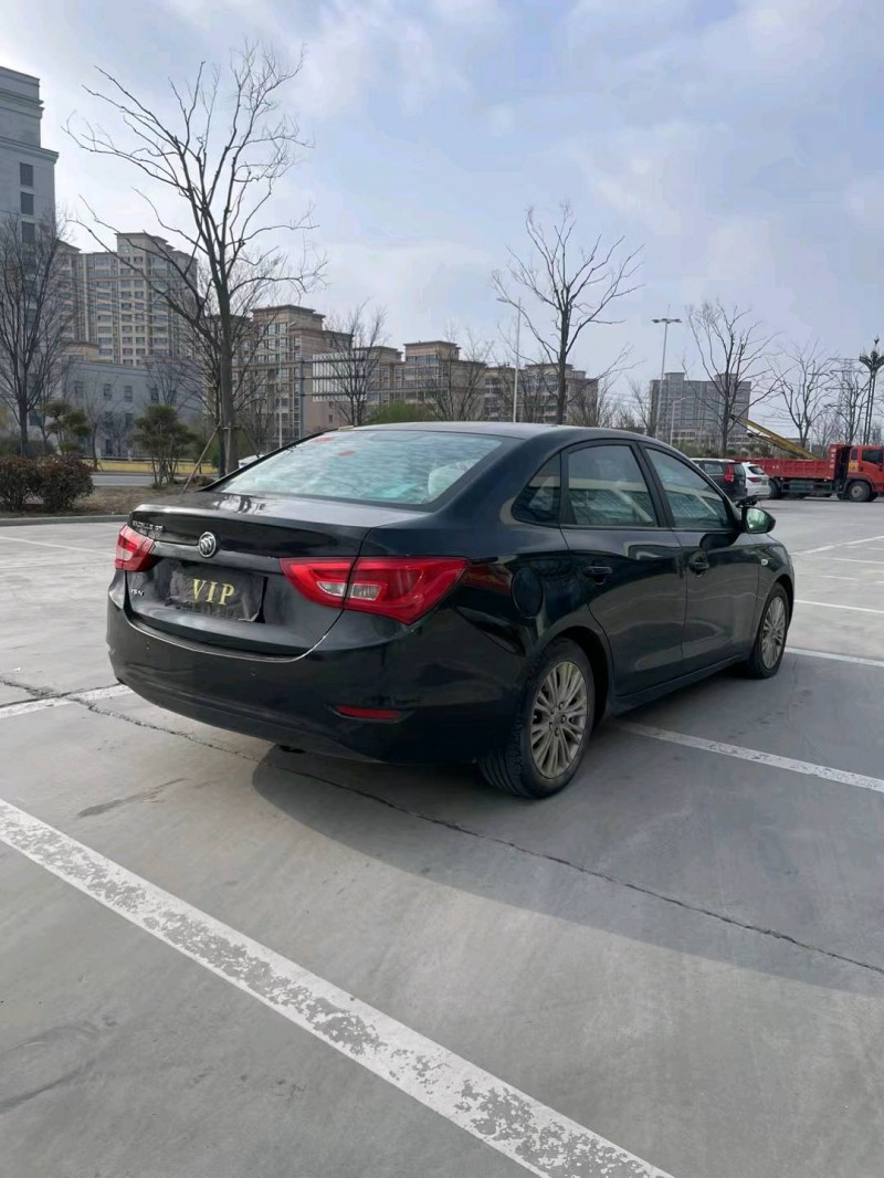 徐州16年别克威朗4