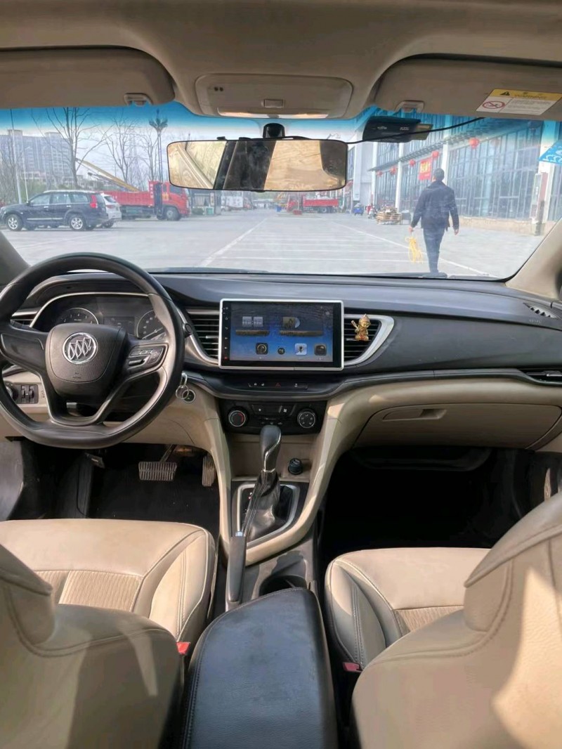 徐州16年别克威朗8