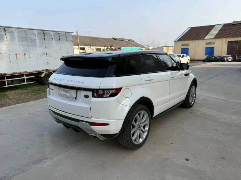 徐州12年路虎极光3