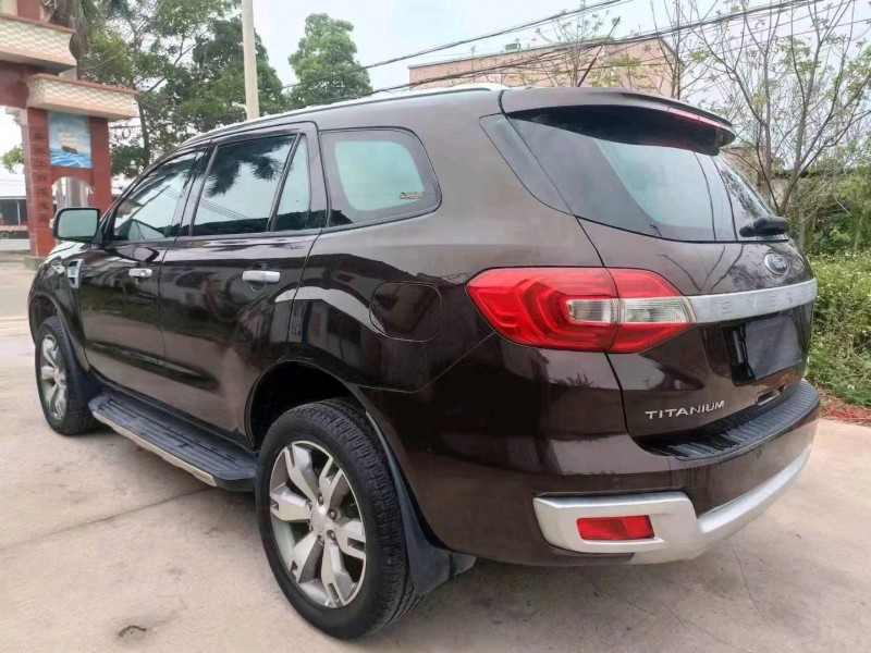 珠海16年福特撼路者5