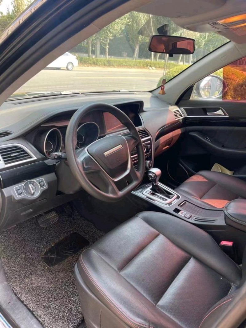 沈陽18年獵豹汽車CS105