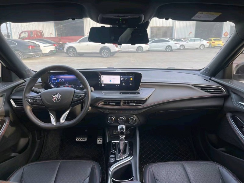 徐州22年别克威朗9