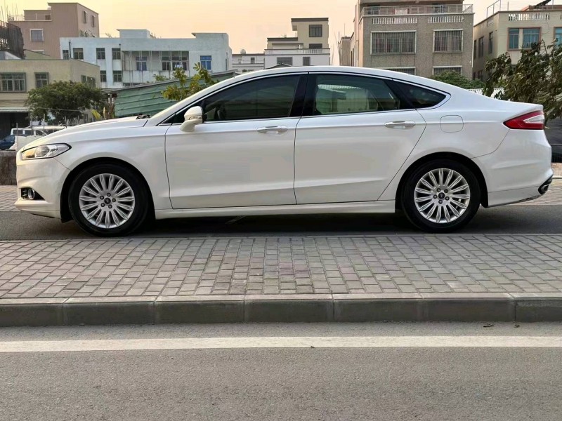 珠海16年福特蒙迪欧6