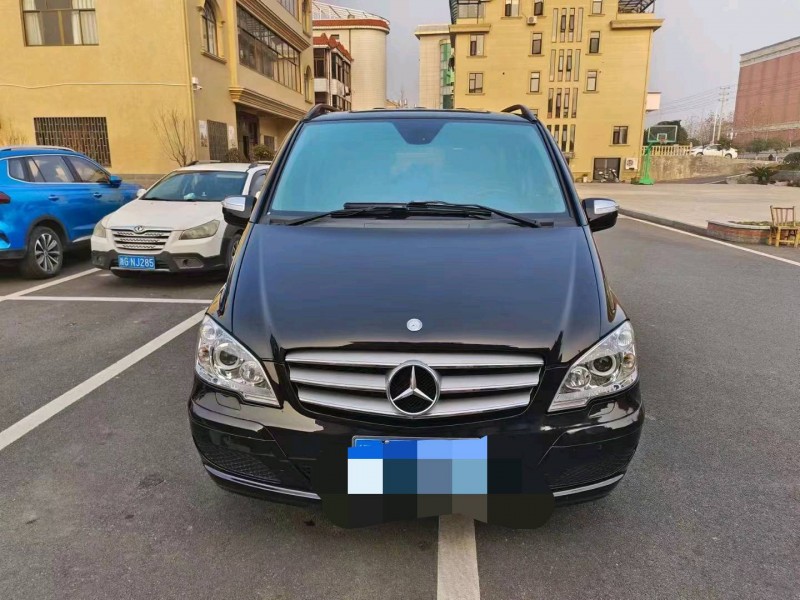 湖州12年奔馳唯雅諾1