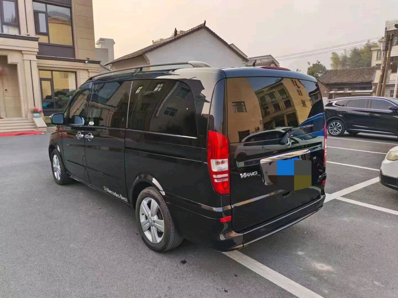 湖州12年奔馳唯雅諾3