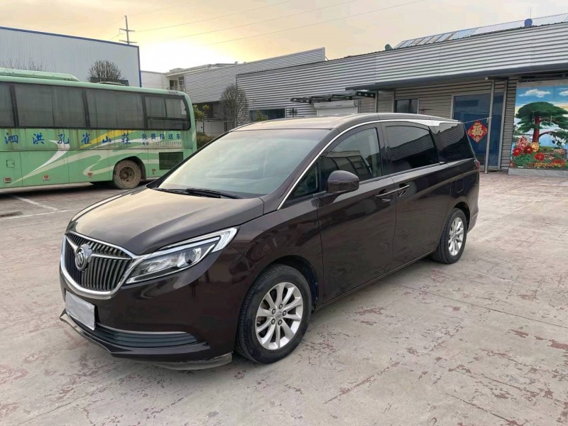 徐州17年别克GL82