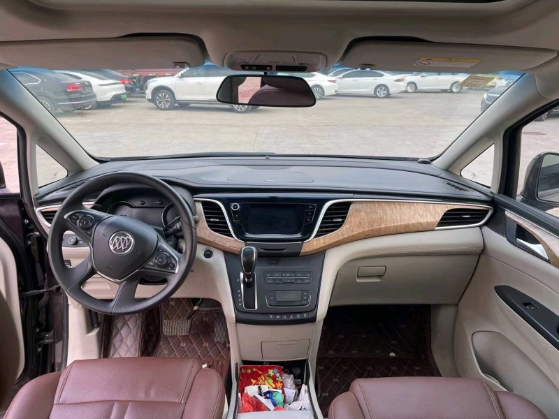 徐州17年别克GL87