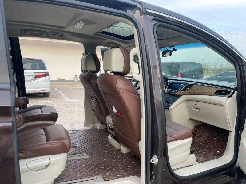 徐州17年别克GL89