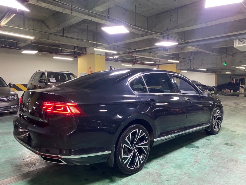 成都19年大众帕萨特8