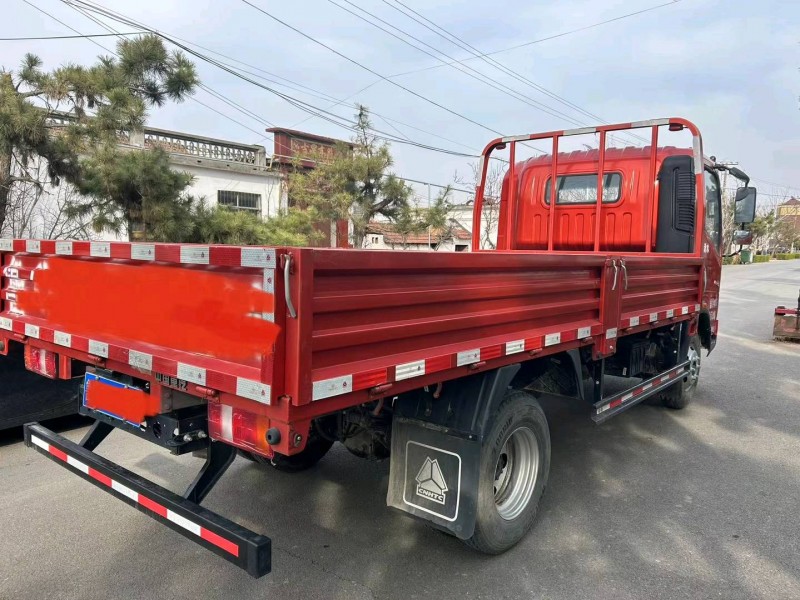 濟南21年卡車系列重汽豪沃8