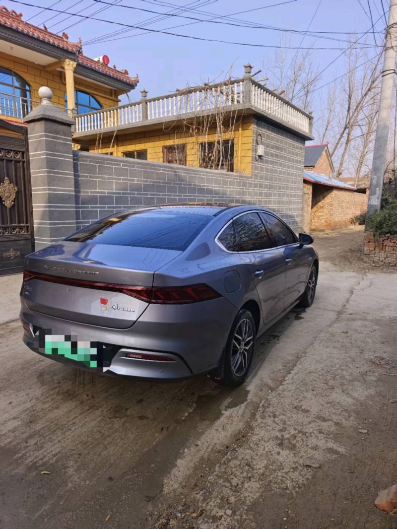 菏泽22年比亚迪秦8