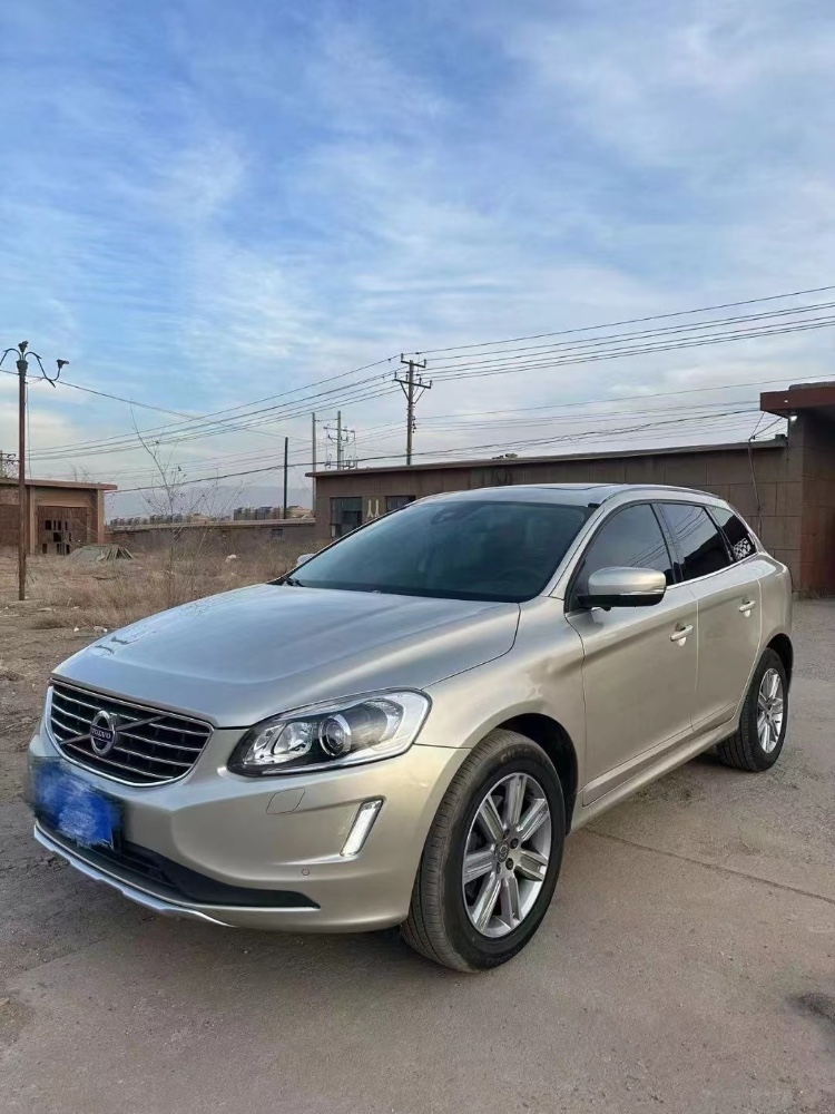 包頭17年沃爾沃XC602