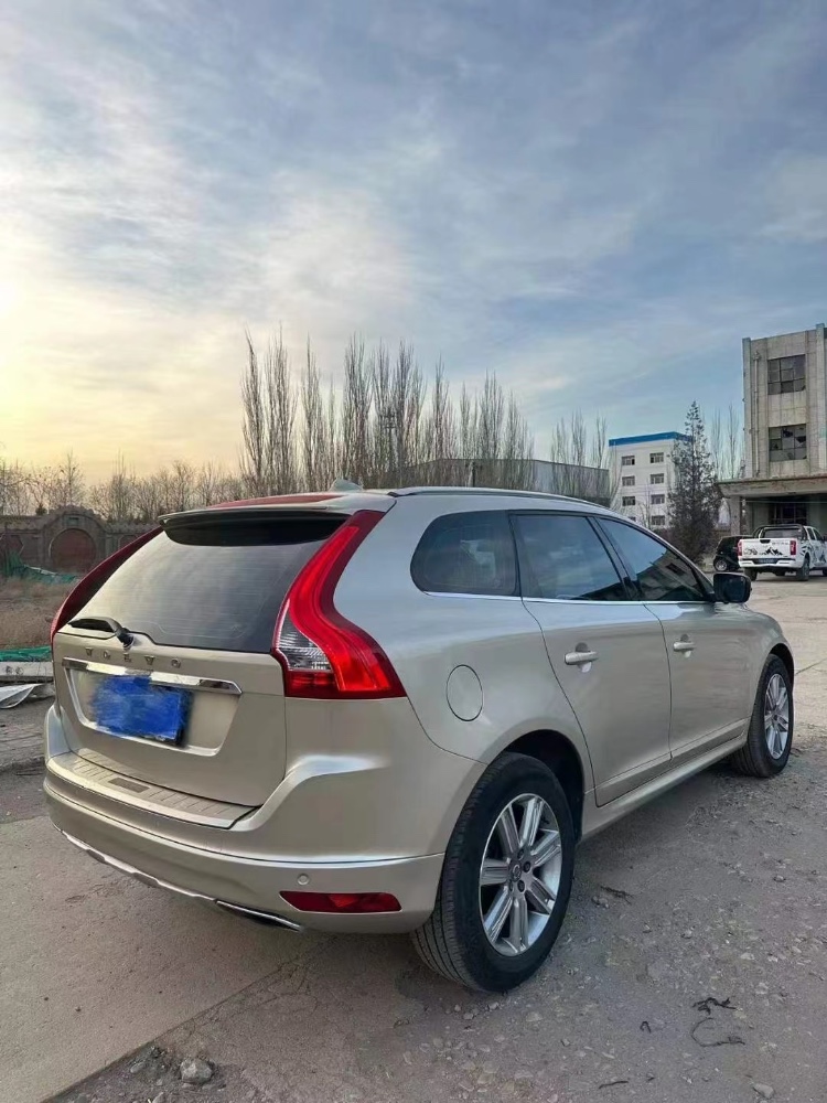 包頭17年沃爾沃XC603