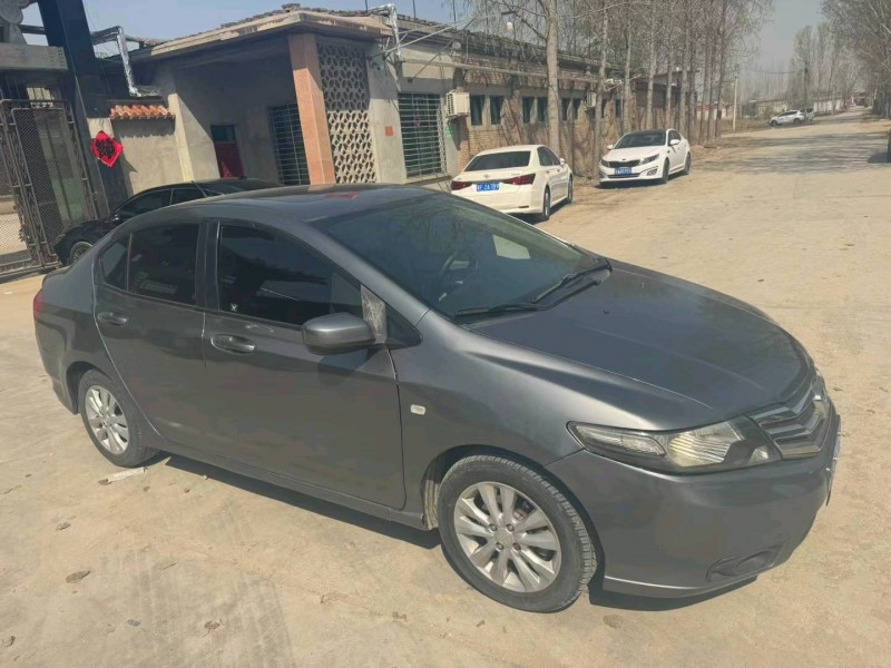 保定12年本田锋范2