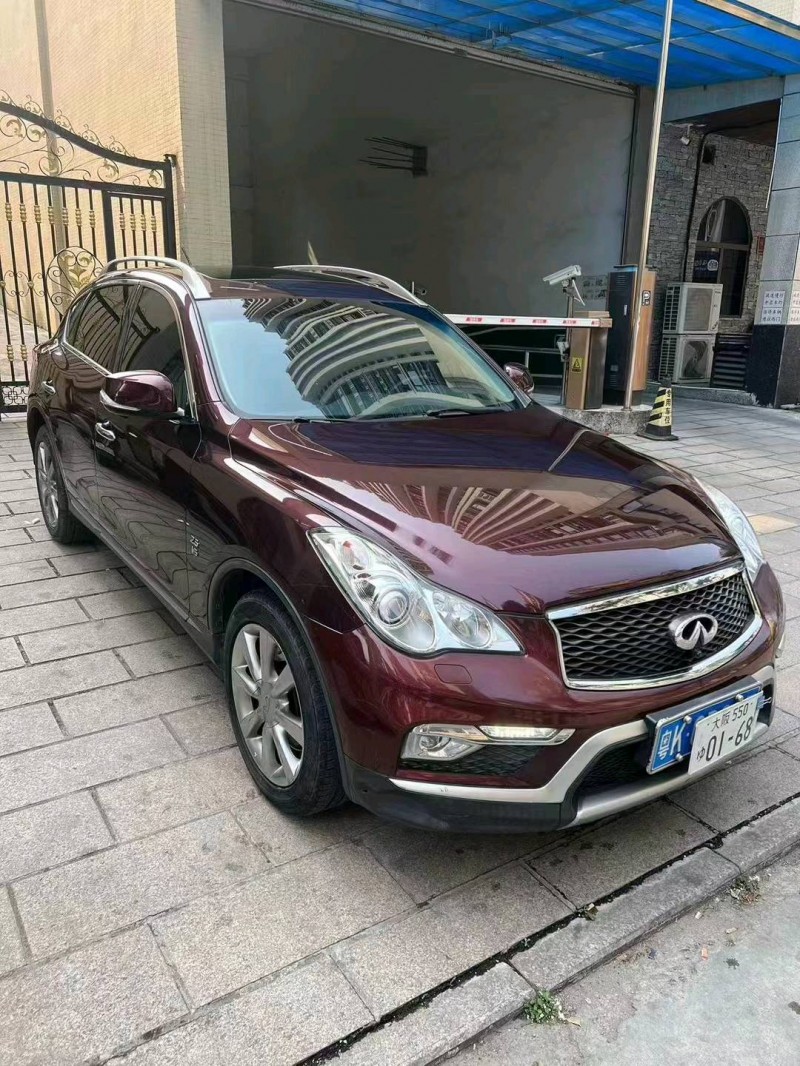 汕頭17年英菲尼迪QX503