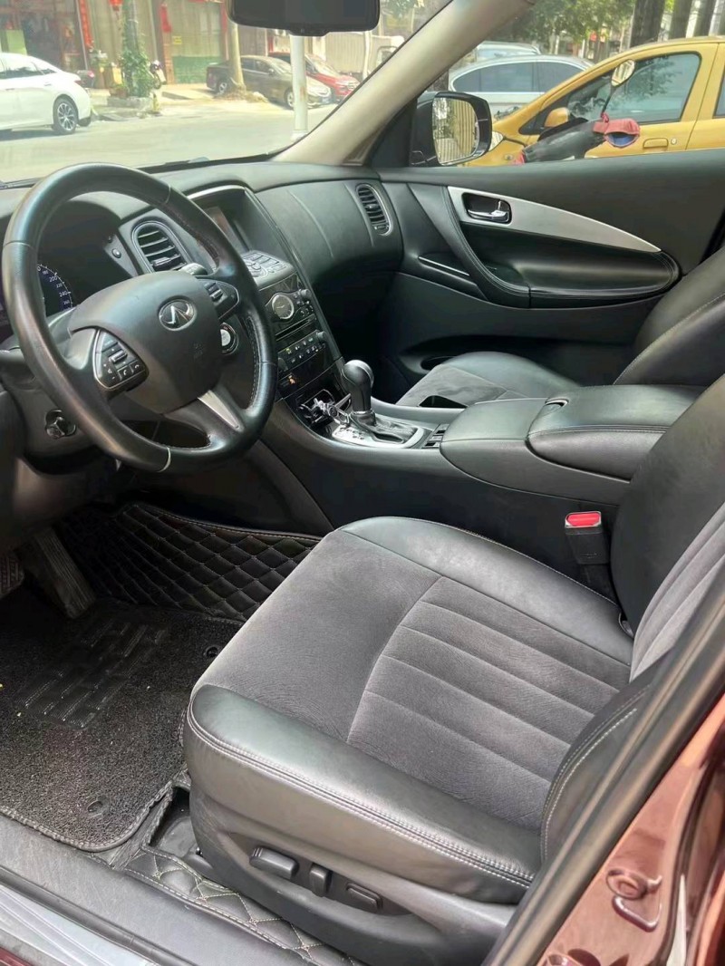 汕頭17年英菲尼迪QX506