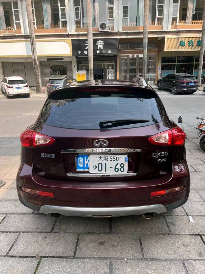 汕頭17年英菲尼迪QX507