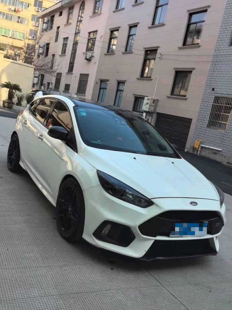 菏泽17年福特福克斯3