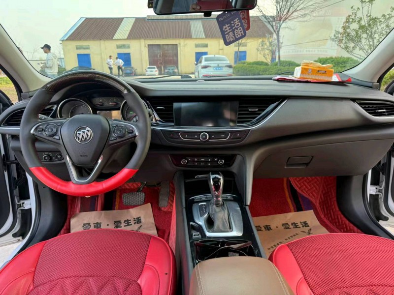 徐州19年别克君威7