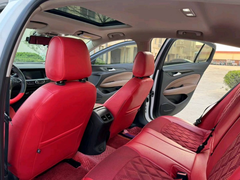 徐州19年别克君威8