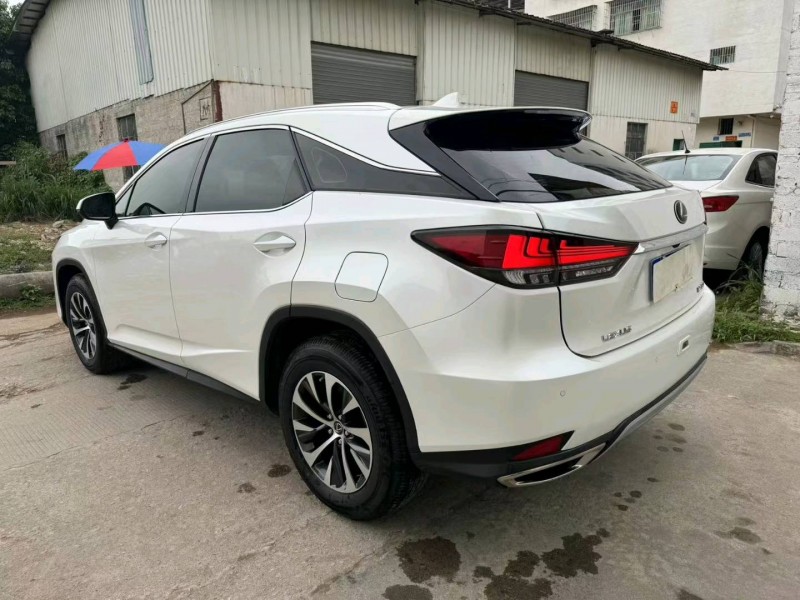 广州22年雷克萨斯RX8