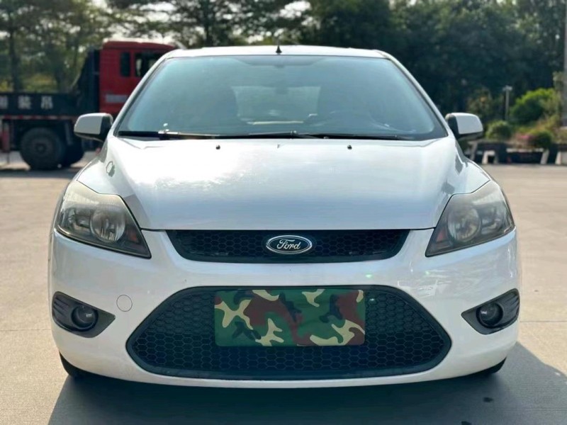 东莞14年福特福克斯1