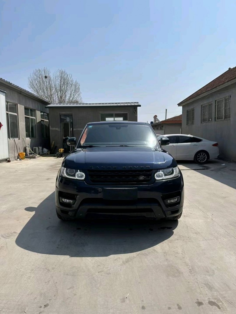 青岛14年路虎揽胜运动1