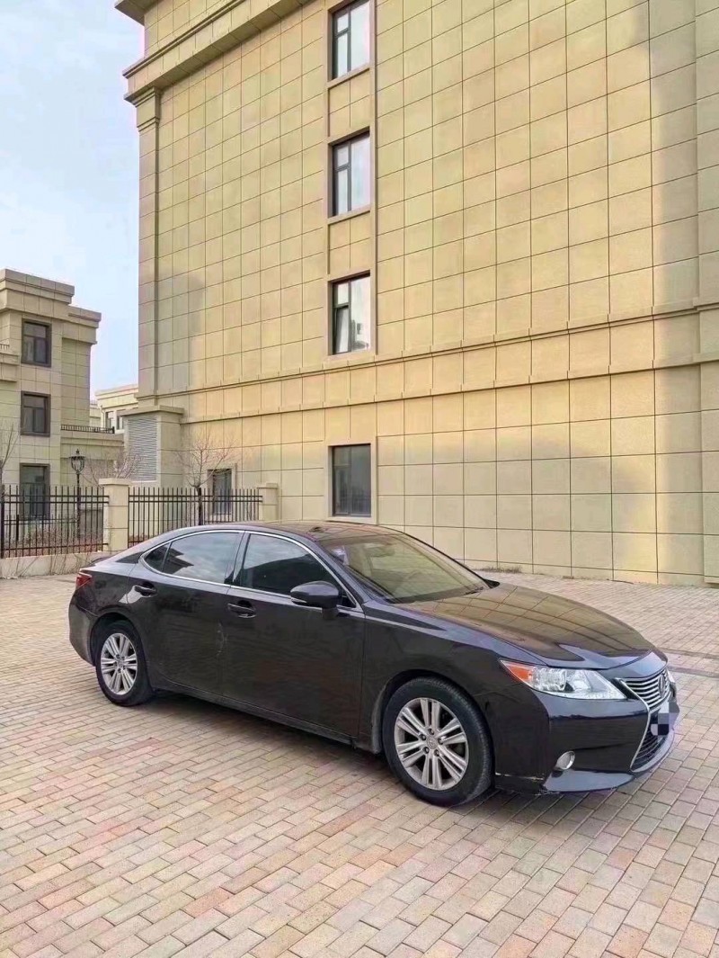 济南14年雷克萨斯ES4