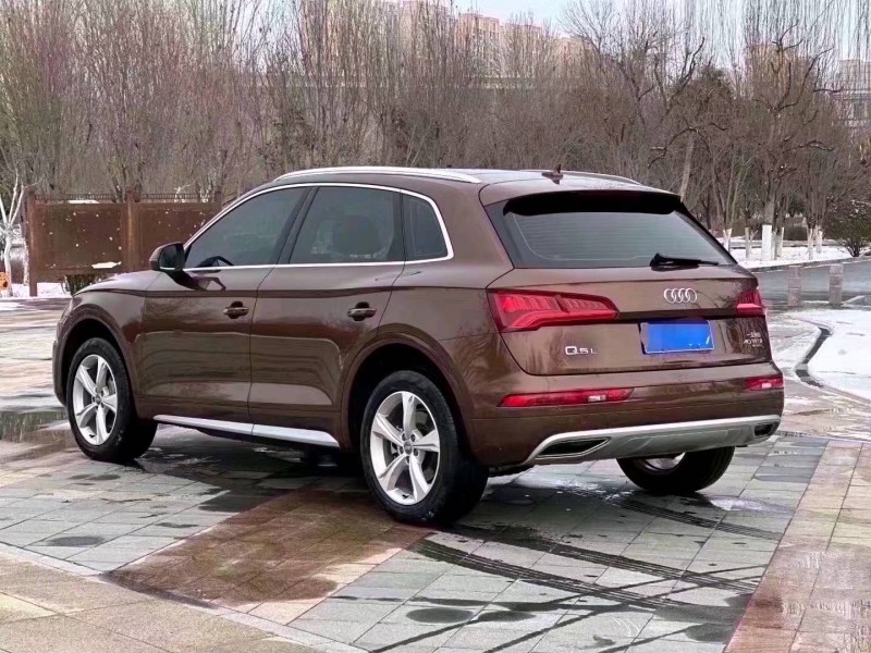 济南19年奥迪Q57