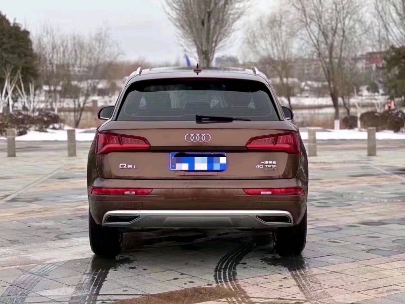 济南19年奥迪Q58