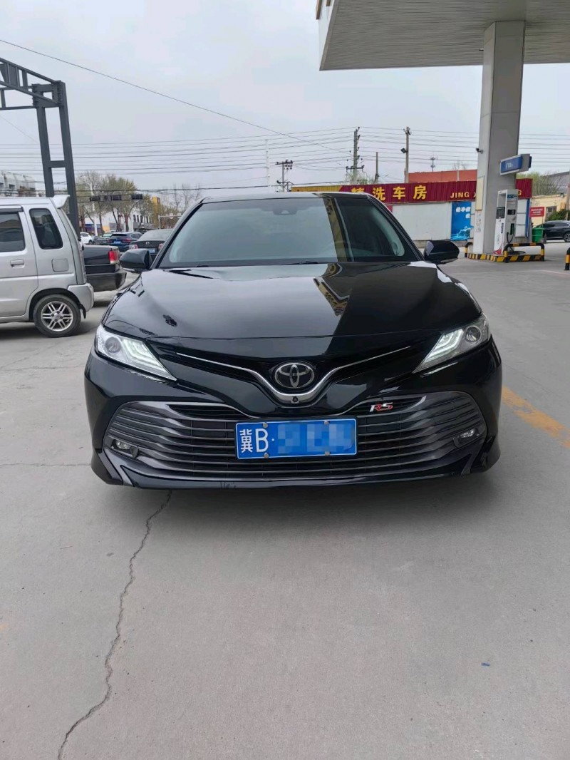 保定18年丰田凯美瑞1