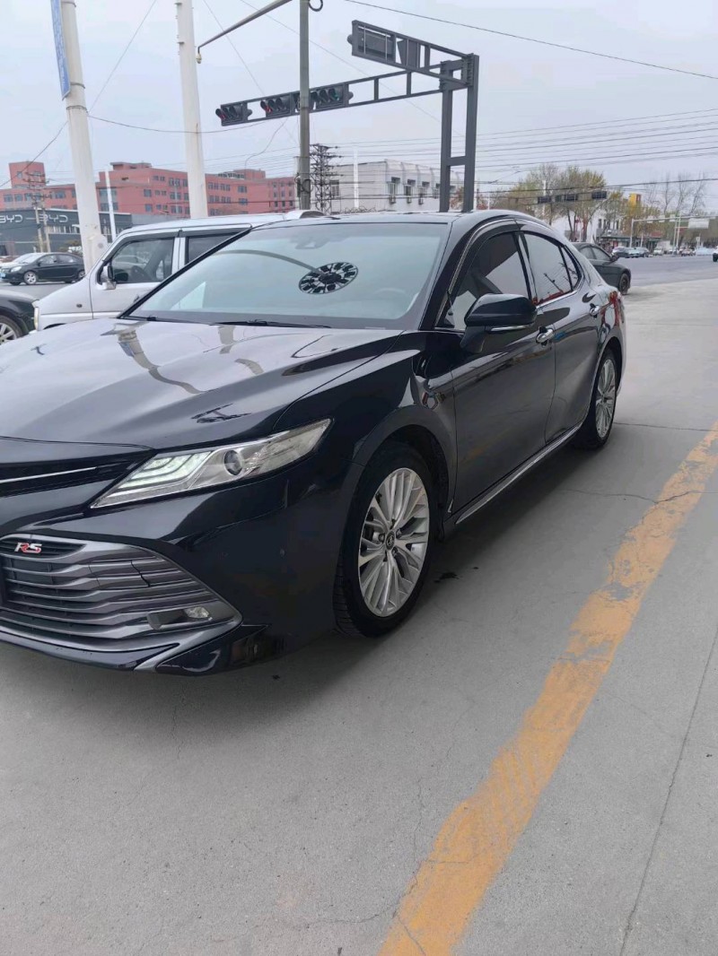 保定18年丰田凯美瑞3