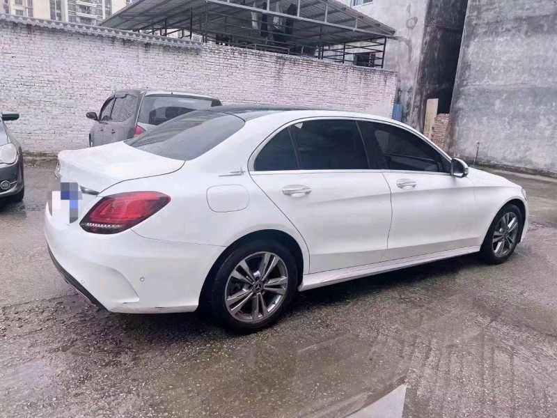广州21年奔驰C7