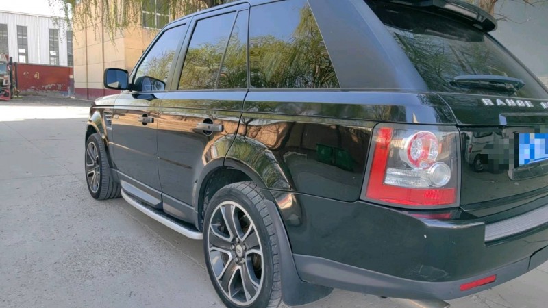 保定11年路虎揽胜运动7