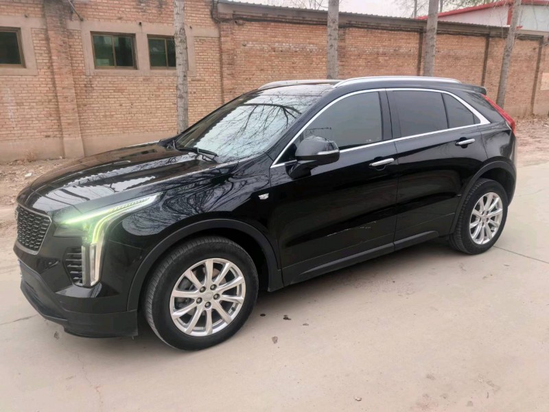 保定21年凯迪拉克XT43