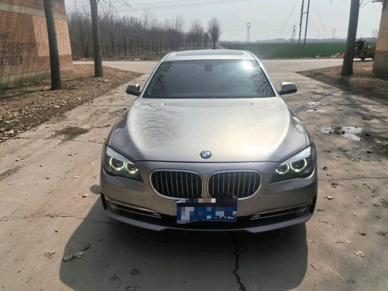 保定14年宝马7系1