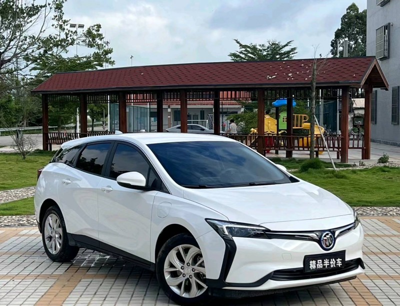 汕头23年别克微蓝4