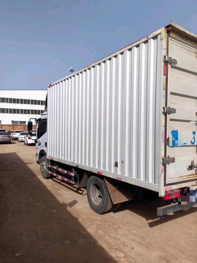 保定23年东风多利卡5