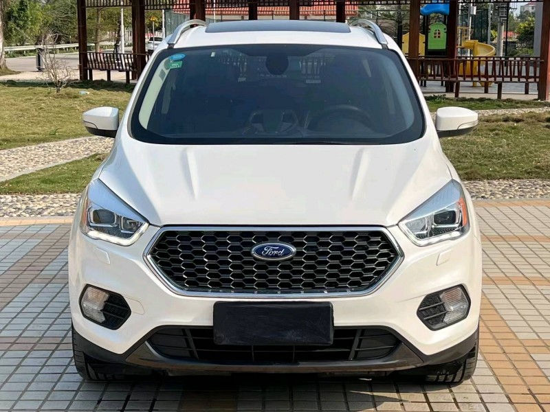 汕头19年福特翼虎1