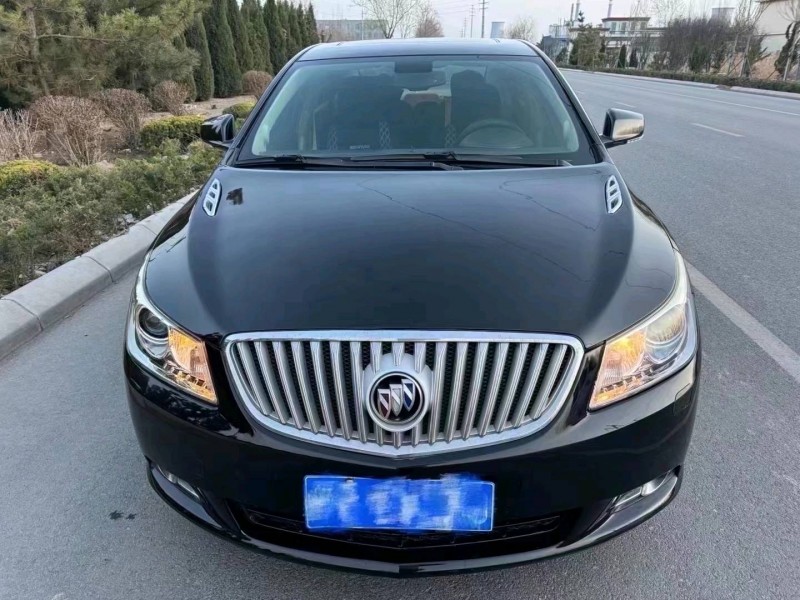 东营13年别克君越1