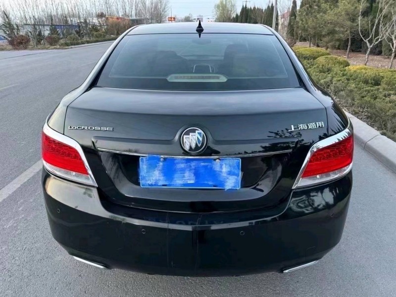 东营13年别克君越6